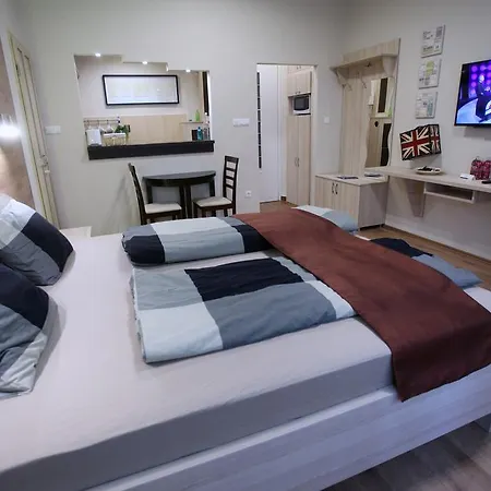 Apartment D.five Premium Studio In The Center *